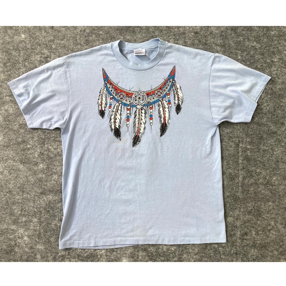 Vintage Indian T-shirt Native American southwest aztec necklace beads feathers